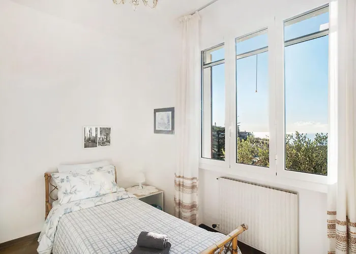 Villa In Collina Vista Mare Sanremo